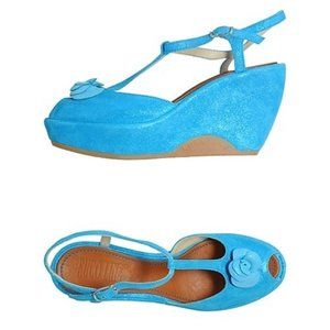 NIB $270  Ruco Line Italy turquoise  shimmer leather‎ sandals. IT 40 US 9